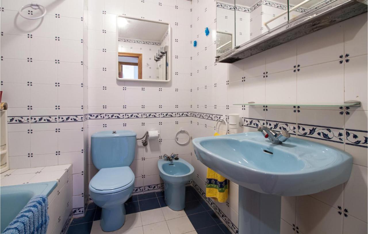 Lovely Home In Santa Pola With Kitchen Extérieur photo