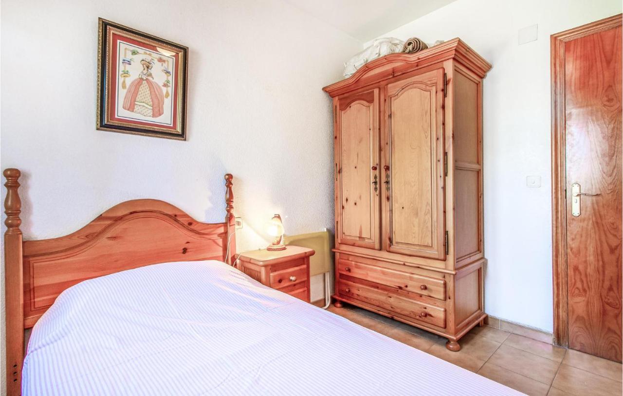 Lovely Home In Santa Pola With Kitchen Extérieur photo