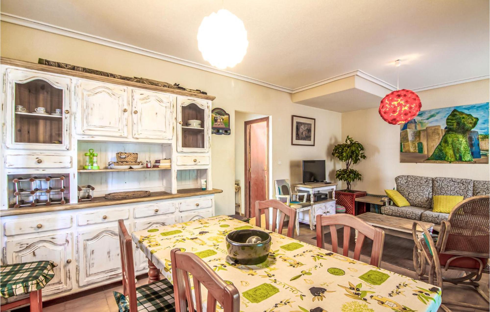 Lovely Home In Santa Pola With Kitchen Extérieur photo