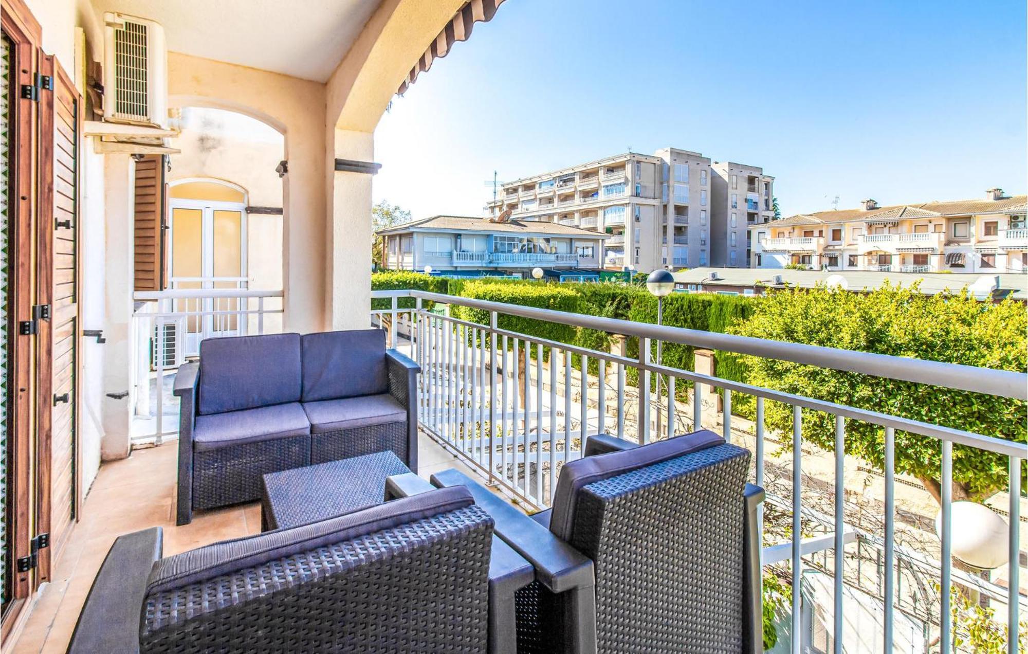 Lovely Home In Santa Pola With Kitchen Extérieur photo